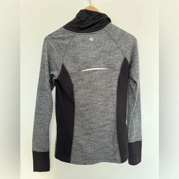 5/20$ Hyba sport shirt with reflective band size XS - Picture 3 of 9